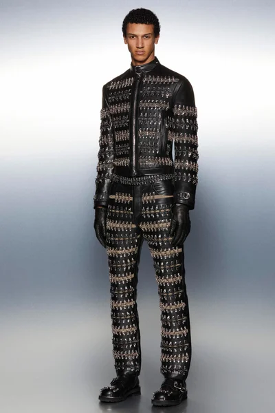 Look 29